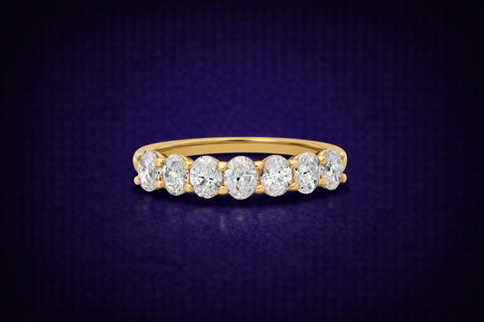 Glorion Septima – Oval Anniversary Ring